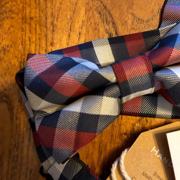 The Brothers of Otaa Men’s Bowtie NEW! - Picture 5 of 9